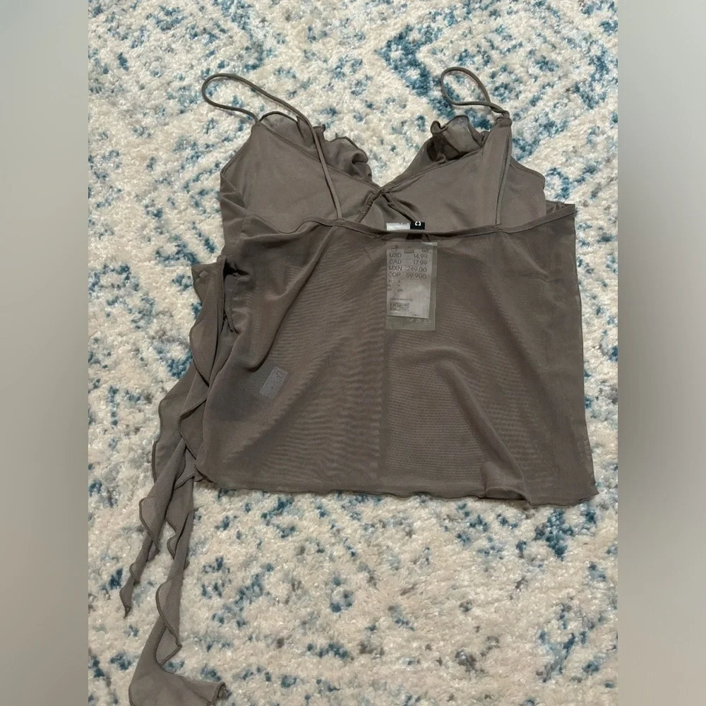 H&M Tank - Picture 4 of 5